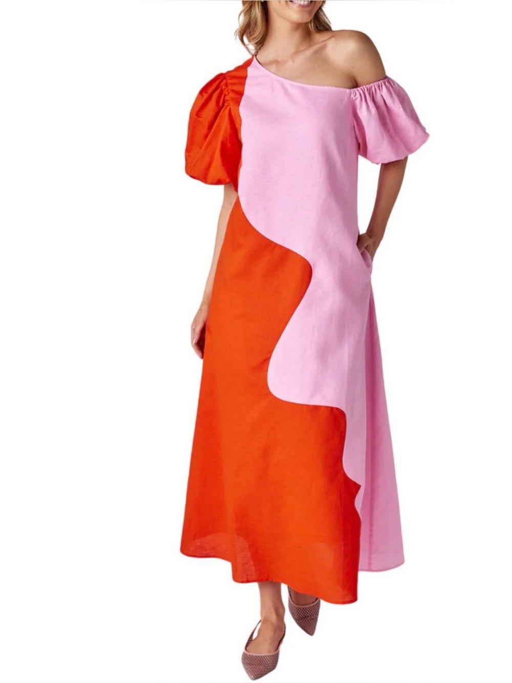 CROSBY Mollie Burch
Lovett Colorblock
Asymmetrical
Neckline Short
Puff Sleeve M